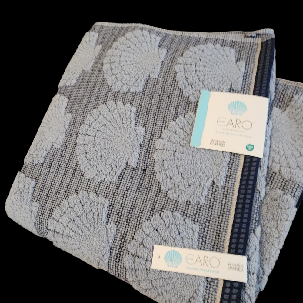 CARO HOME S/2 Bath Towels Coastal Collection Beach Theme Sea Shells Navy